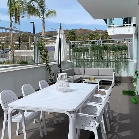 Espectacular En Primera Linea De Playa Apartment *